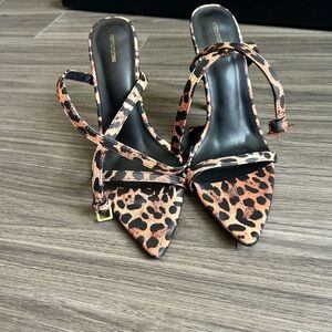 PrettyLittleThing Brown and Black Heels with Bow Detail